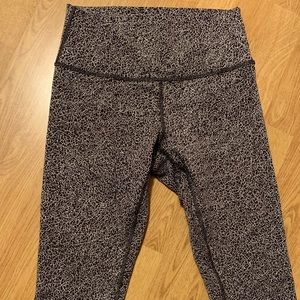 Lululemon Capri Running/Yoga Pants